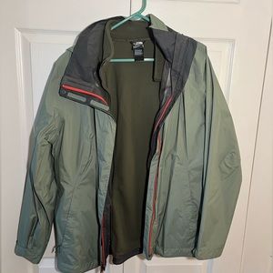 The North Face winter coat. Detachable fleece coat with water proof outer layer